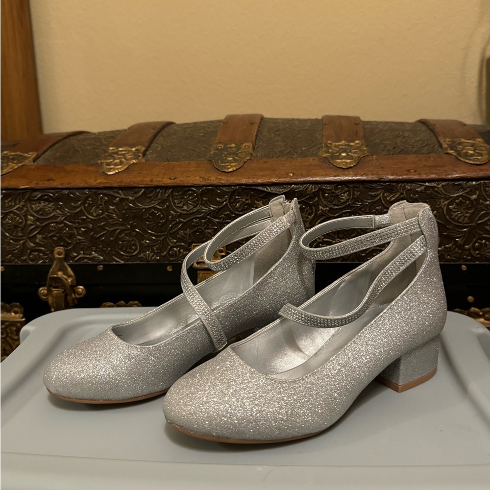 Cooper Key Girl’s Radiant Glitter Strap Heels